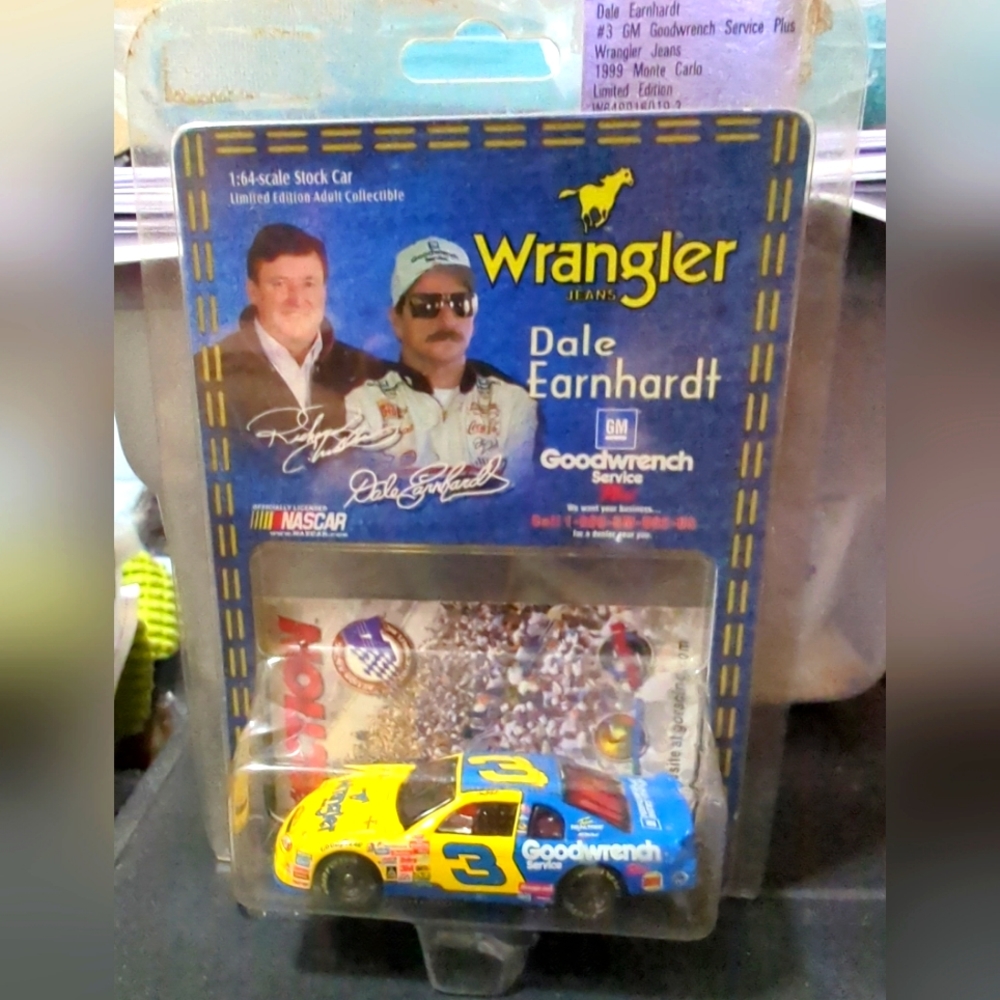Action Dale Earnhardt Sr #3 GM Goodwrench/Wrangler 1999 Nascar Diecast 1:64
